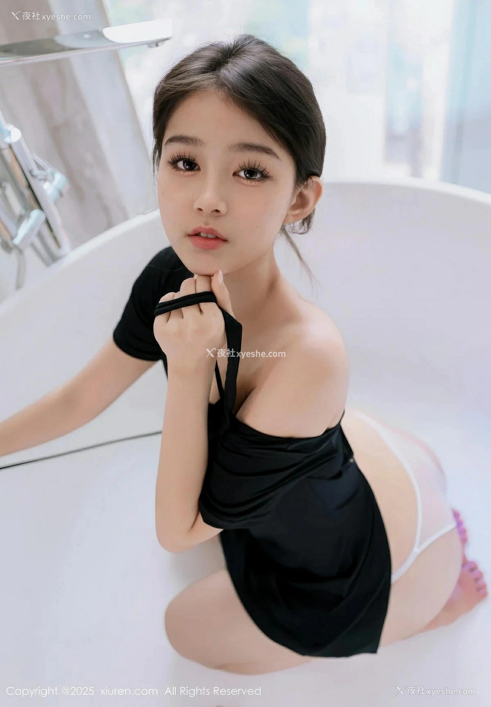 1P - [XiuRen秀人网] No.10426 小橘子orange [87P]