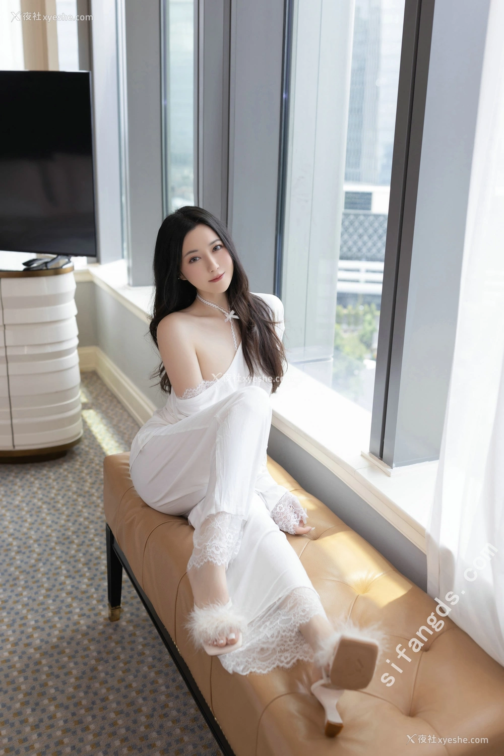 1P - 鱼子酱Fish – 内购 温柔姐姐 [120P]