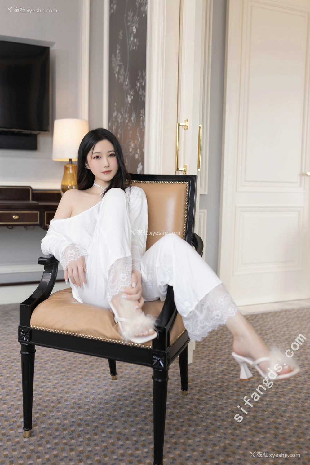1P - 鱼子酱Fish – 内购 温柔姐姐 [120P]