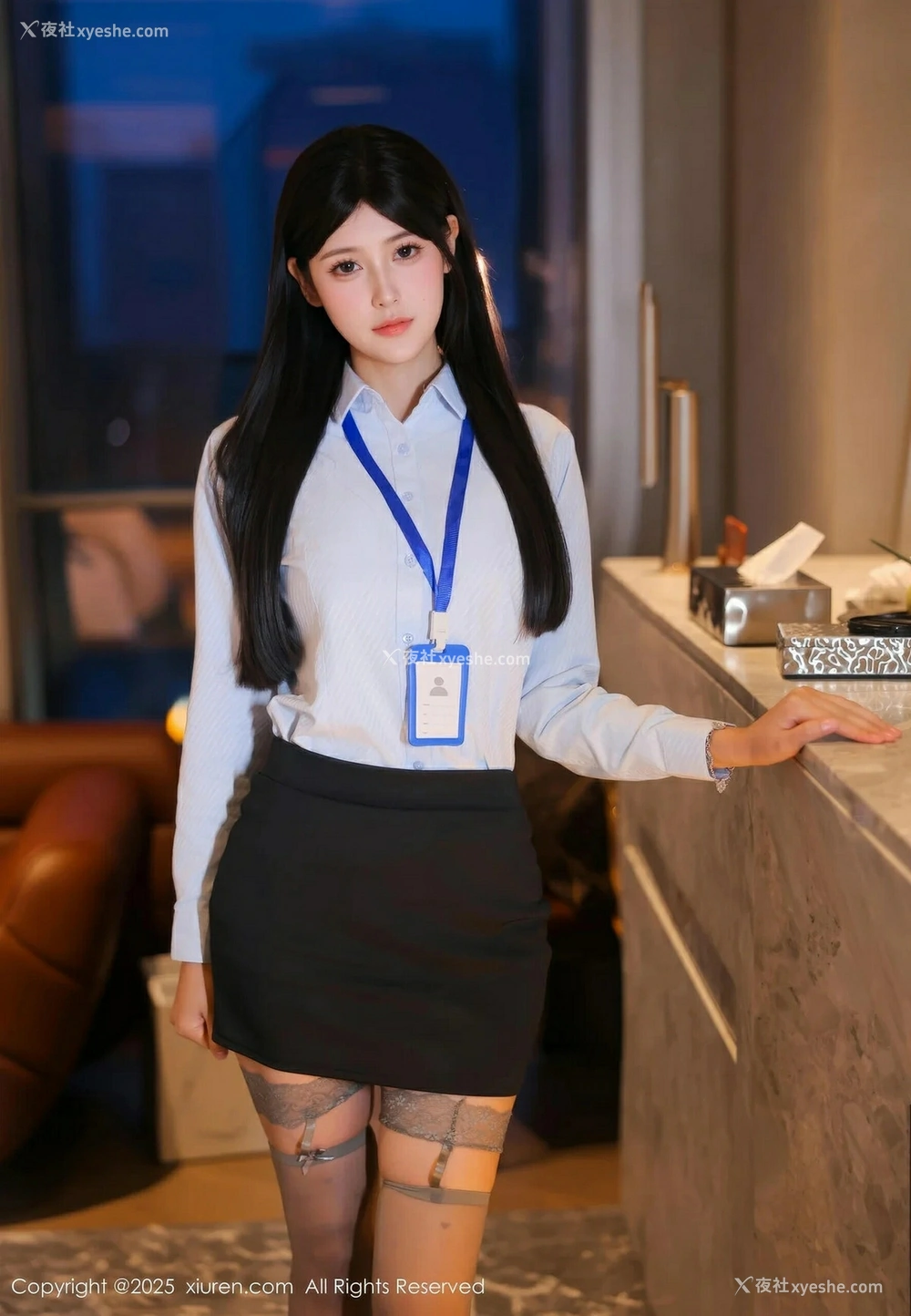 1P - [XiuRen秀人网] No.10440 余安安 [70P]