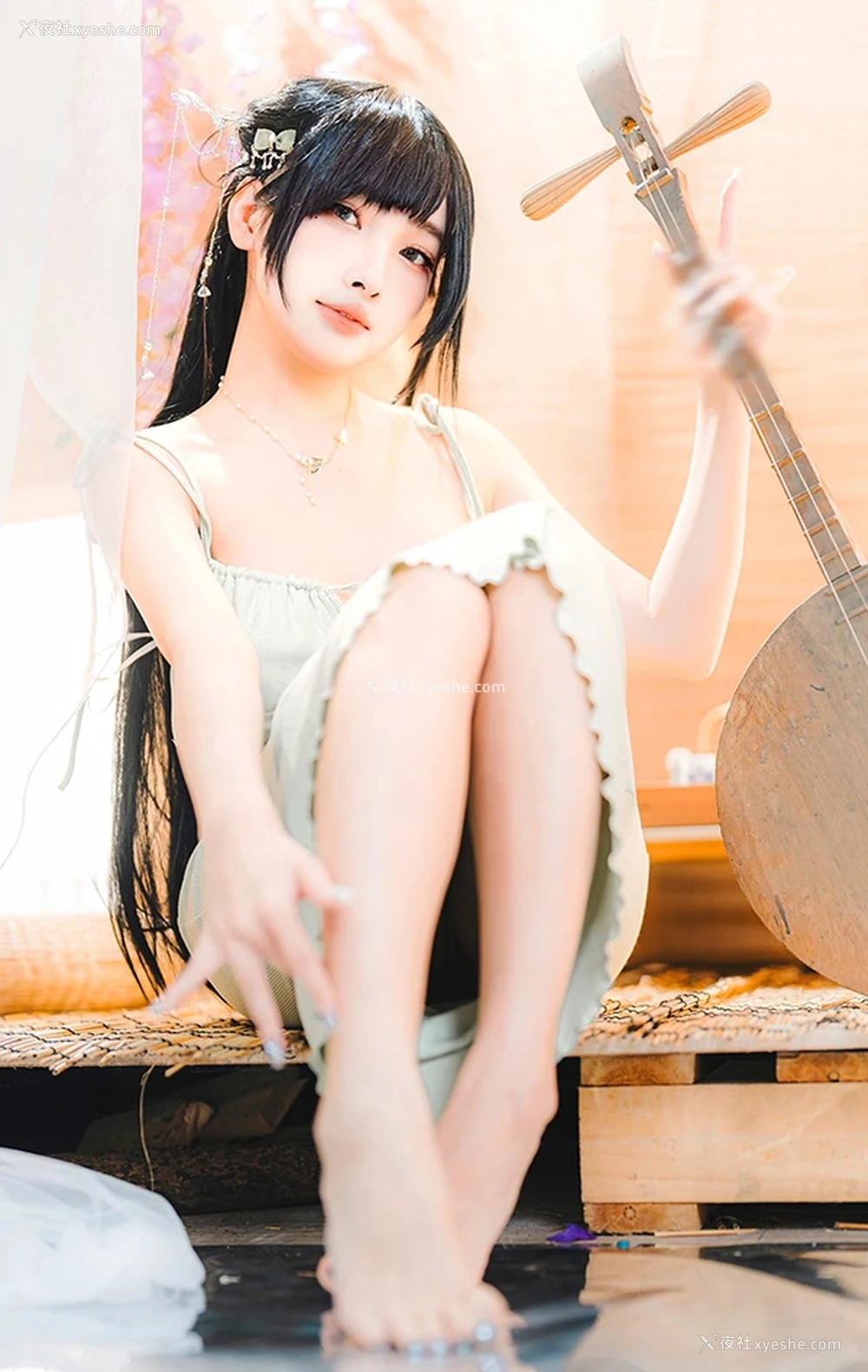 1P - 甜美福利姬慕慕Momo 嫩绿吊带裙无圣光美图