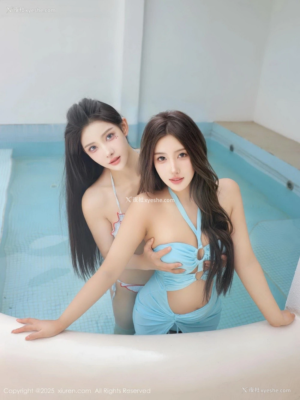1P - [XiuRen秀人网] No.10472 梨霜儿 [81P]