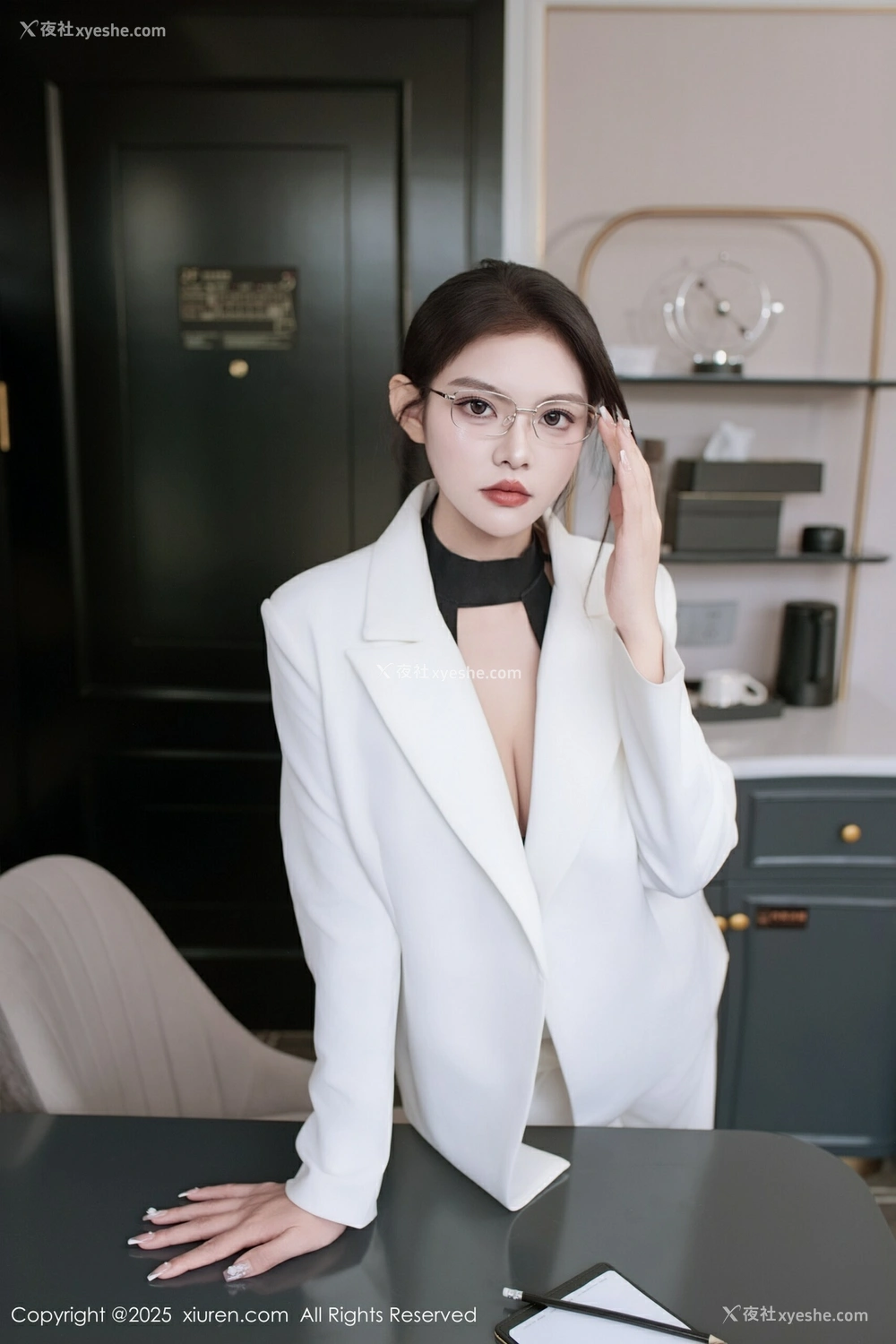 1P - [XiuRen秀人网] No.10464 冬安 [95P]