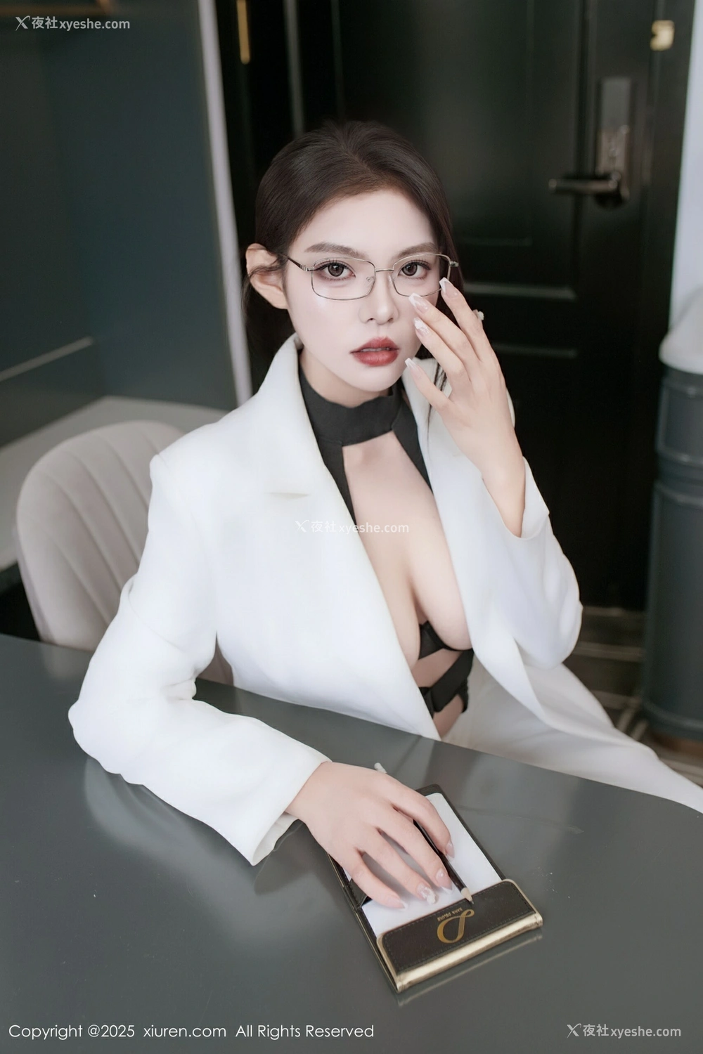 1P - [XiuRen秀人网] No.10464 冬安 [95P]