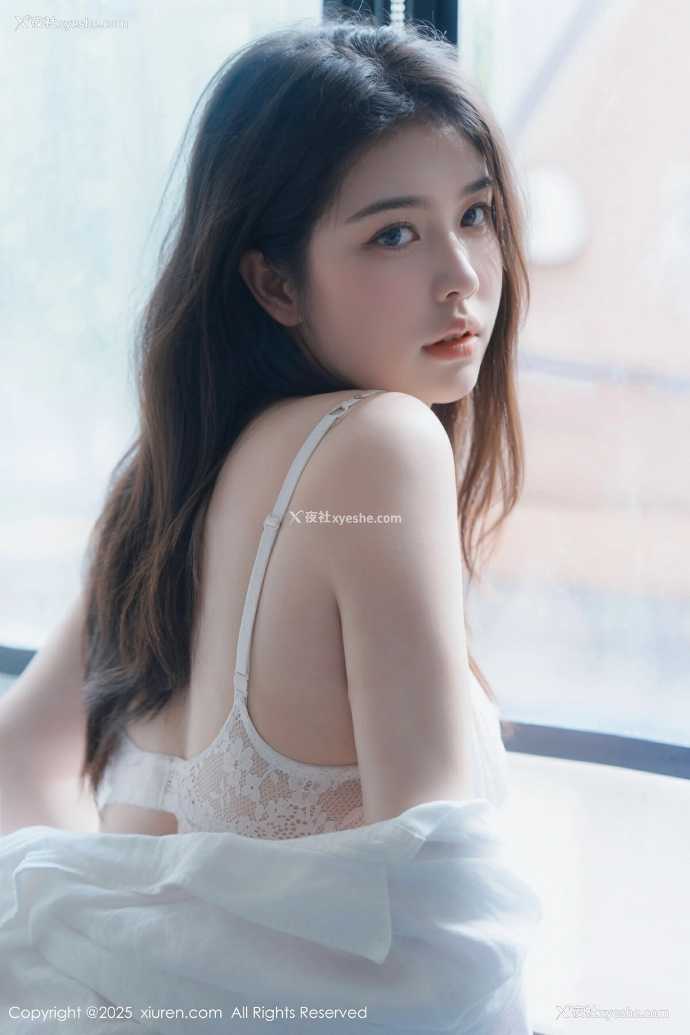 1P - [XiuRen秀人网] No.10455 林若凡F [51P]