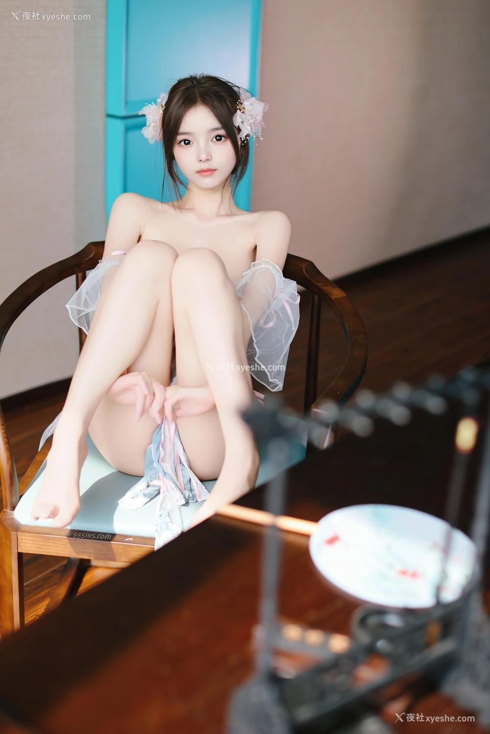 1P - 秀人网 新晋美模 苏软软 – 超清无水印完整版《古装小萝莉》 [123P]