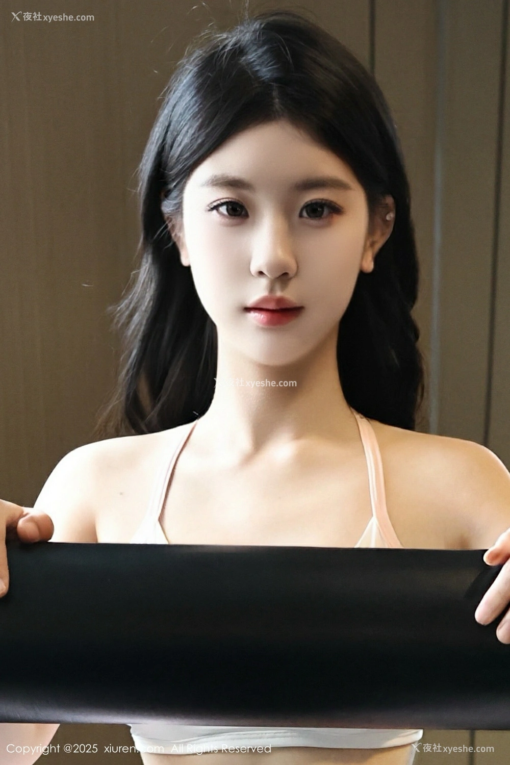 1P - [XiuRen秀人网] No.10474 小芭乐 [87P]
