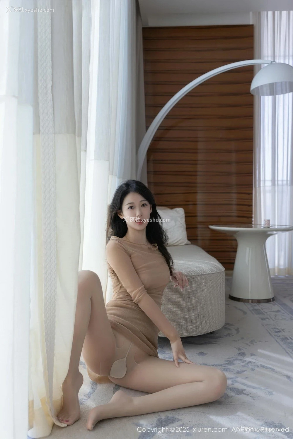 1P - [XiuRen秀人网] No.10486 唐安琪 [82P]