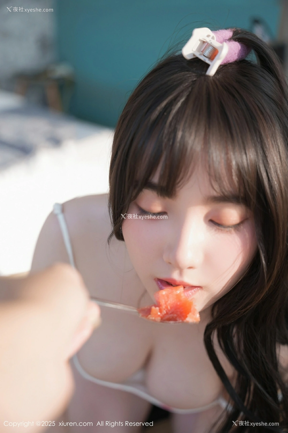 1P - [XiuRen秀人网] No.10483 软情 [89P]
