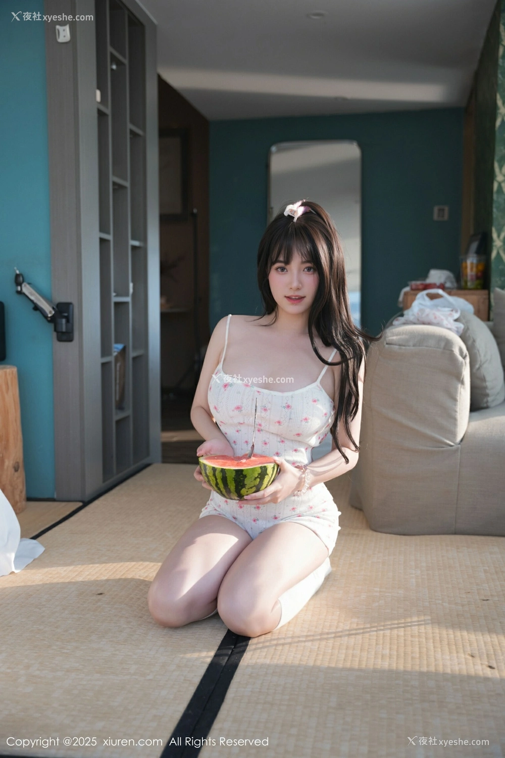 1P - [XiuRen秀人网] No.10483 软情 [89P]