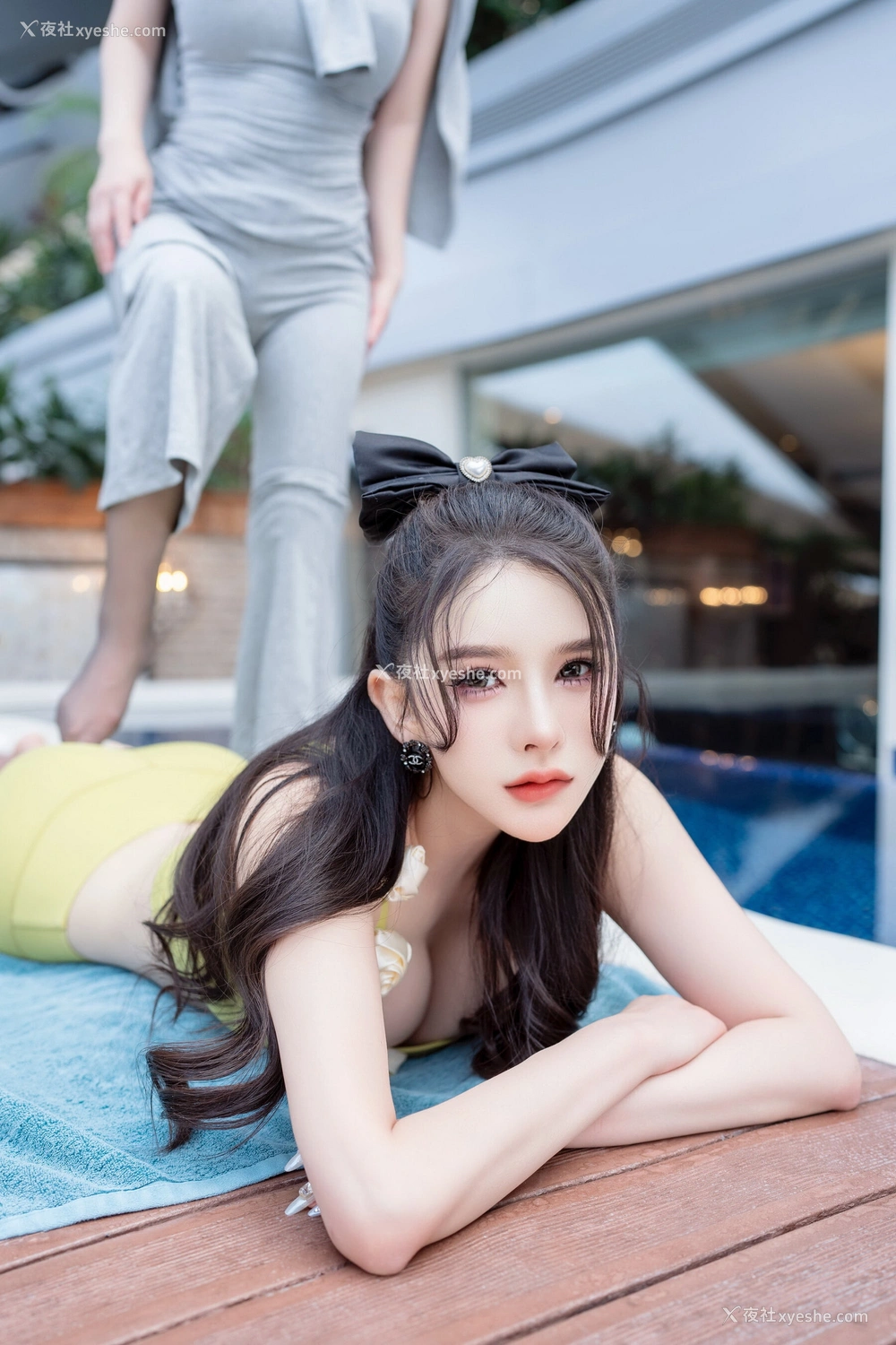 1P - 秀人网 豪乳模特 李丽莎 & 白茹雪abby – 内购无水印《运动套装丰乳肥臀惹火对决》 [94P]