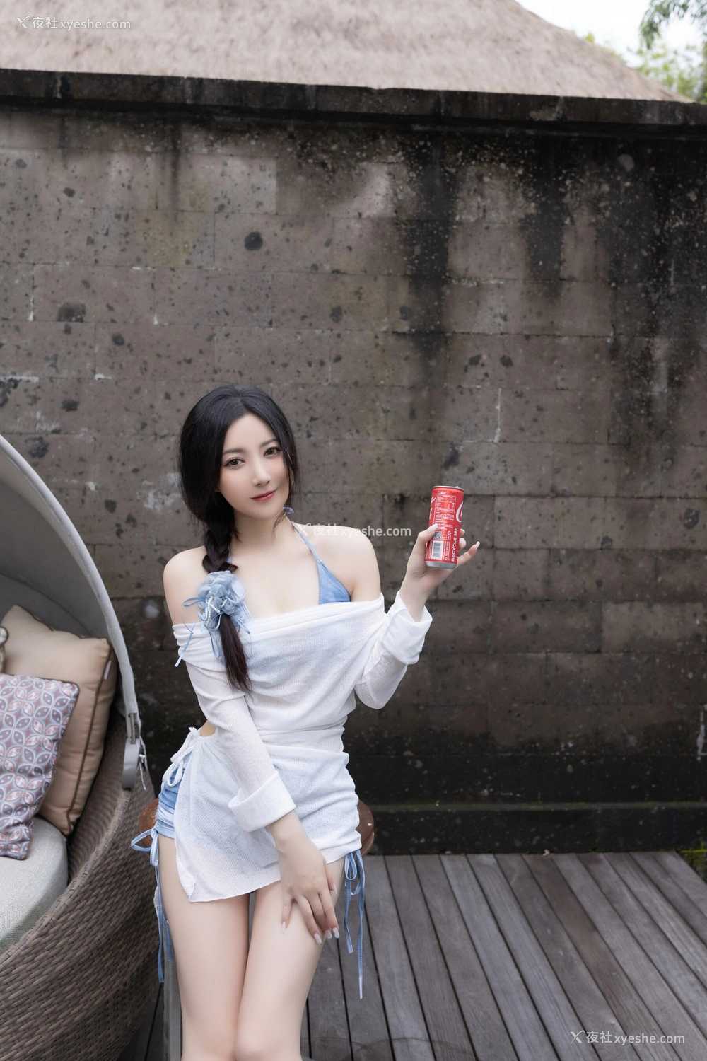 1P - 秀人网 美女名模 鱼子酱Fish – 内购无水印《印度尼西亚旅拍-蓝色比基尼》 [123P]