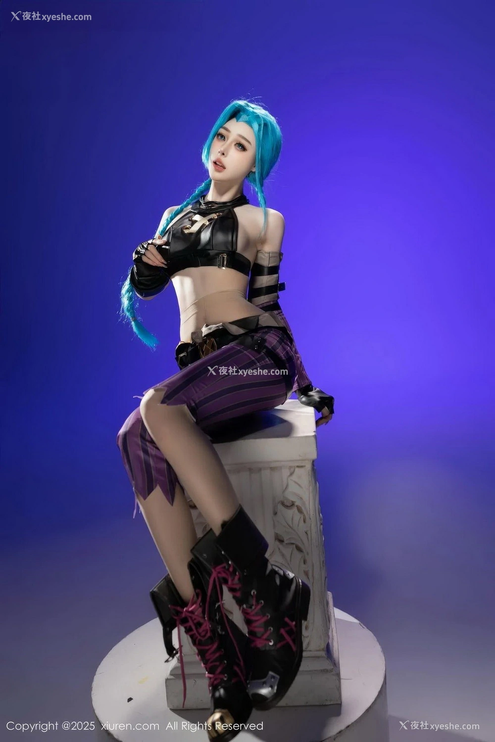 1P - [XiuRen秀人网] No.10479 小逗逗 [80P]