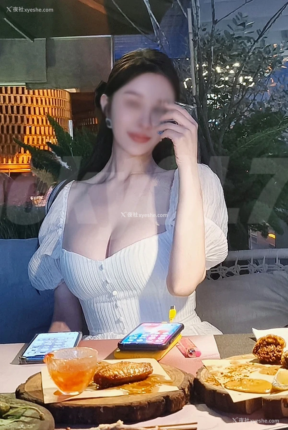 1P - 推特美女@LuckyQ大长腿美乳情趣尺度图