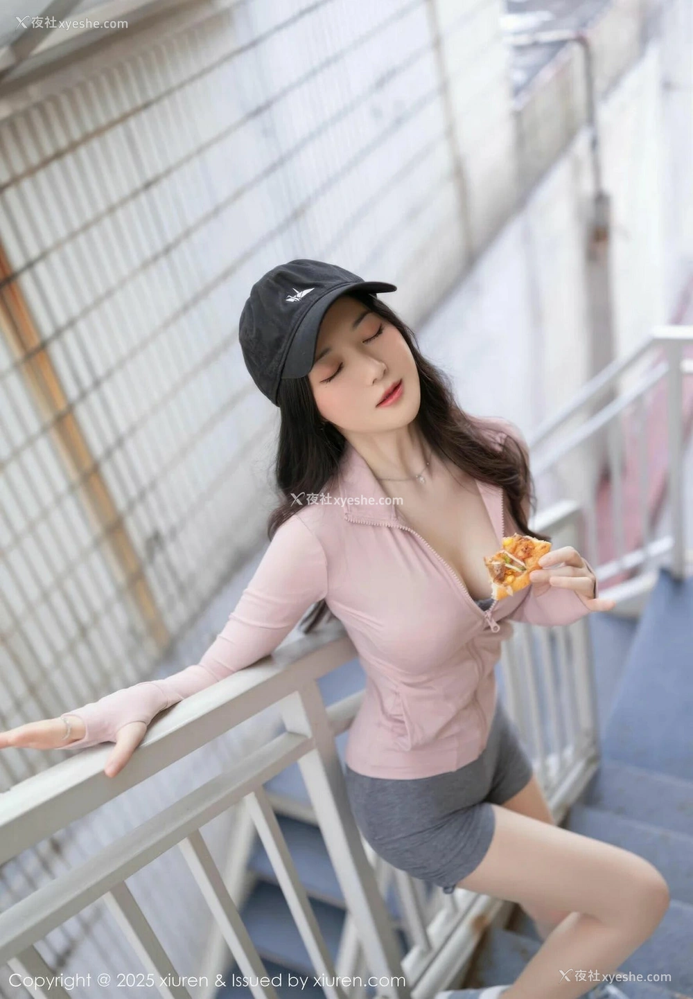 1P - [XiuRen秀人网] No.10542 鱼子酱Fish [81P]