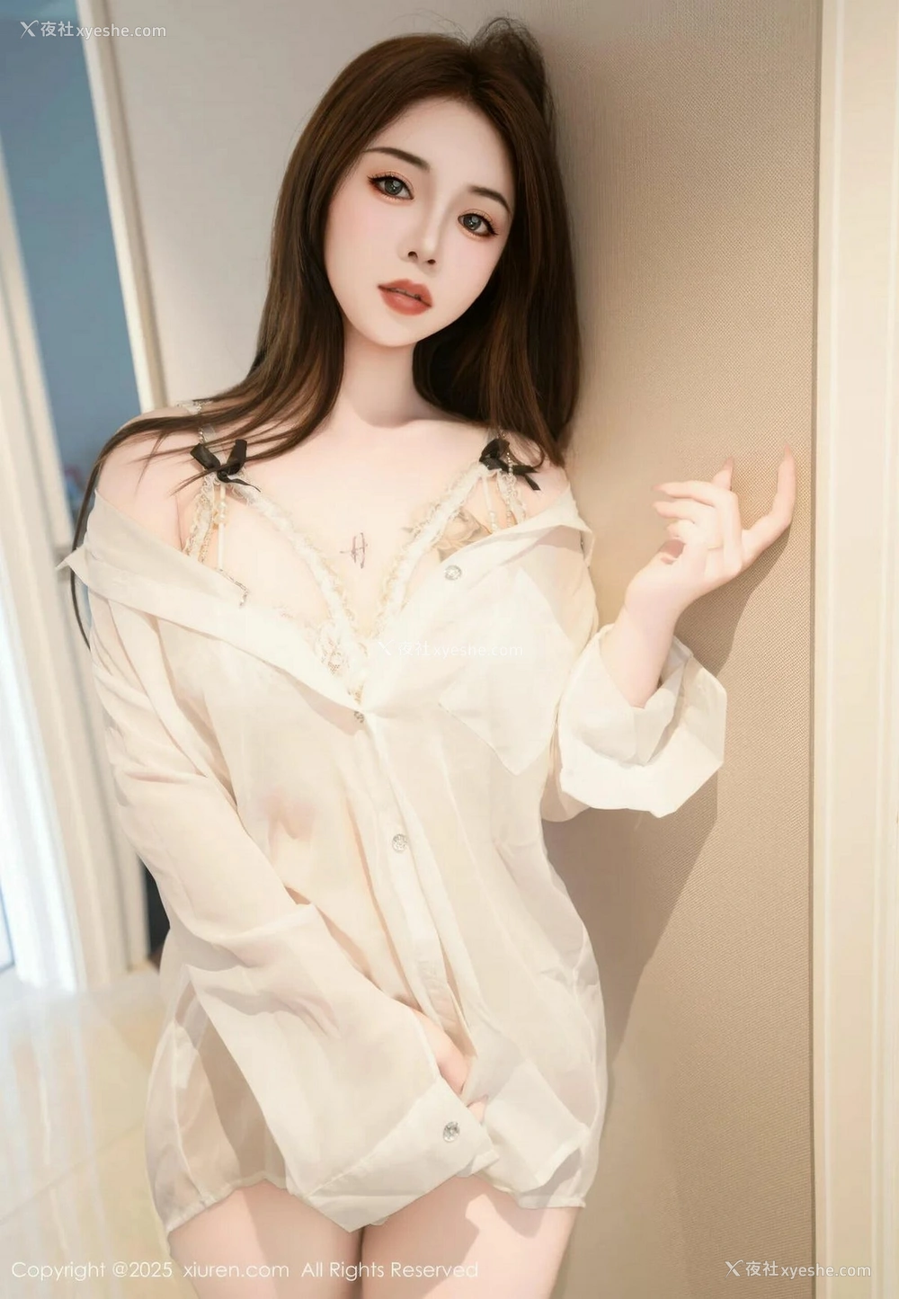 1P - [XiuRen秀人网] No.10549 沐娜娜 [77P]