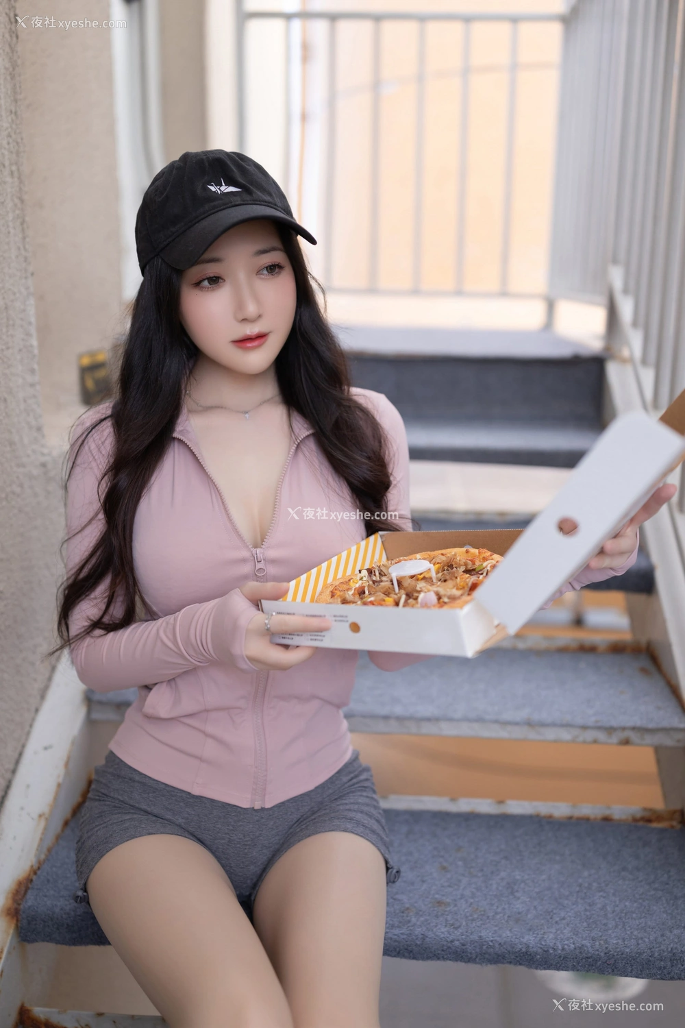 1P - 鱼子酱Fish – 内购 披萨pizza [121P]