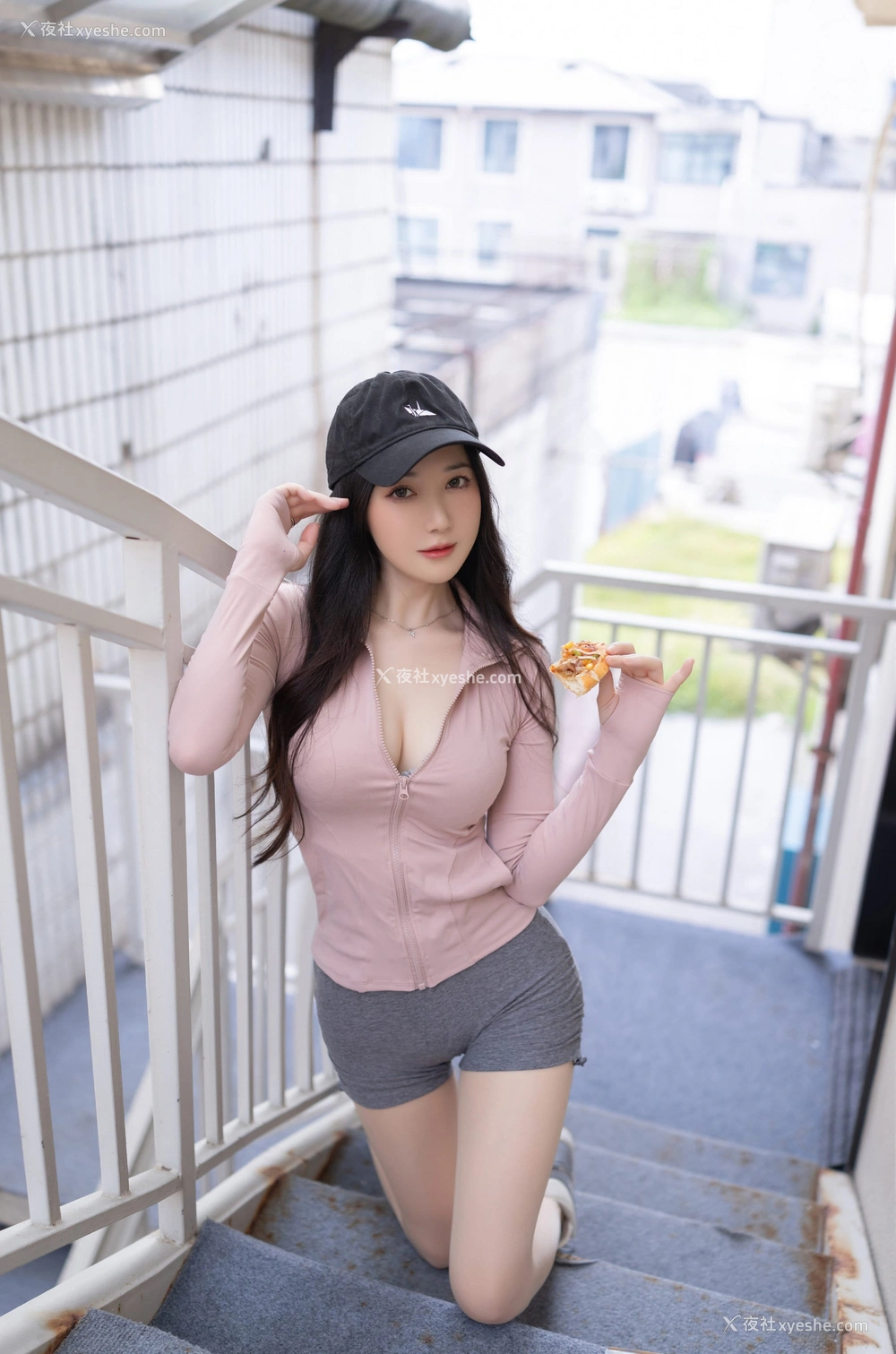 1P - 鱼子酱Fish – 内购 披萨pizza [121P]
