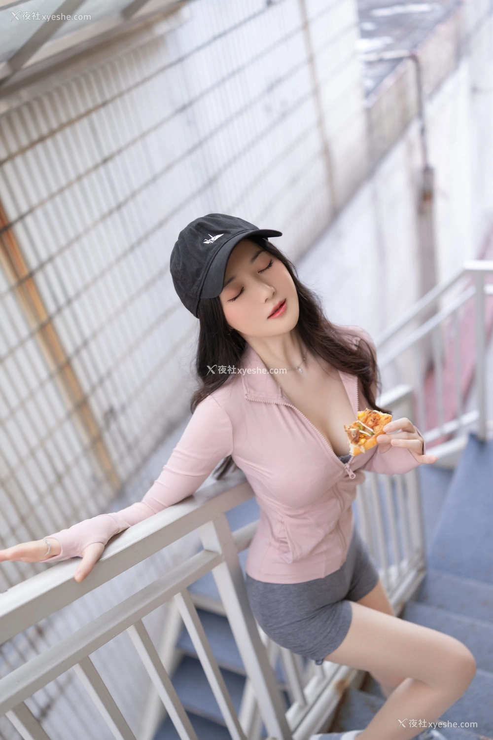 1P - 鱼子酱Fish – 内购 披萨pizza [121P]