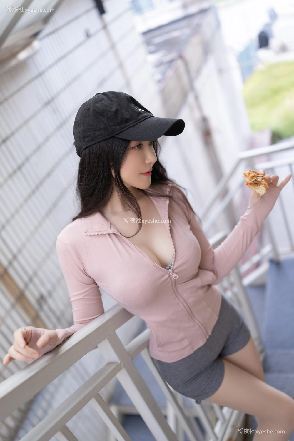 1P - 鱼子酱Fish – 内购 披萨pizza [121P]