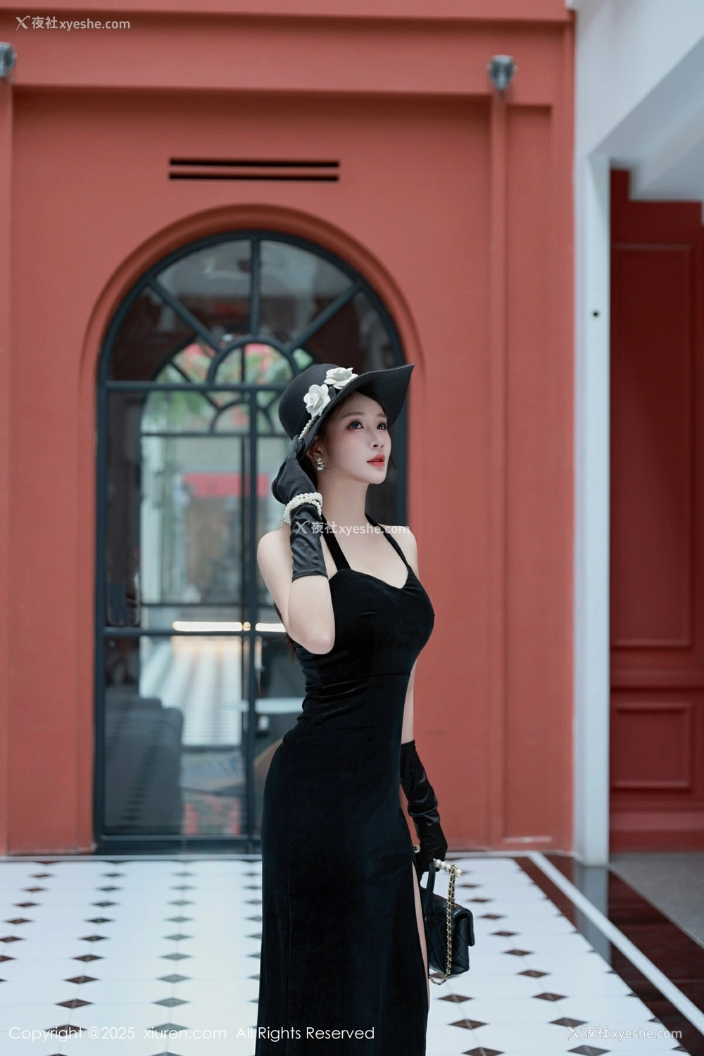 1P - [XiuRen秀人网] No.10509 南乔 [90P]