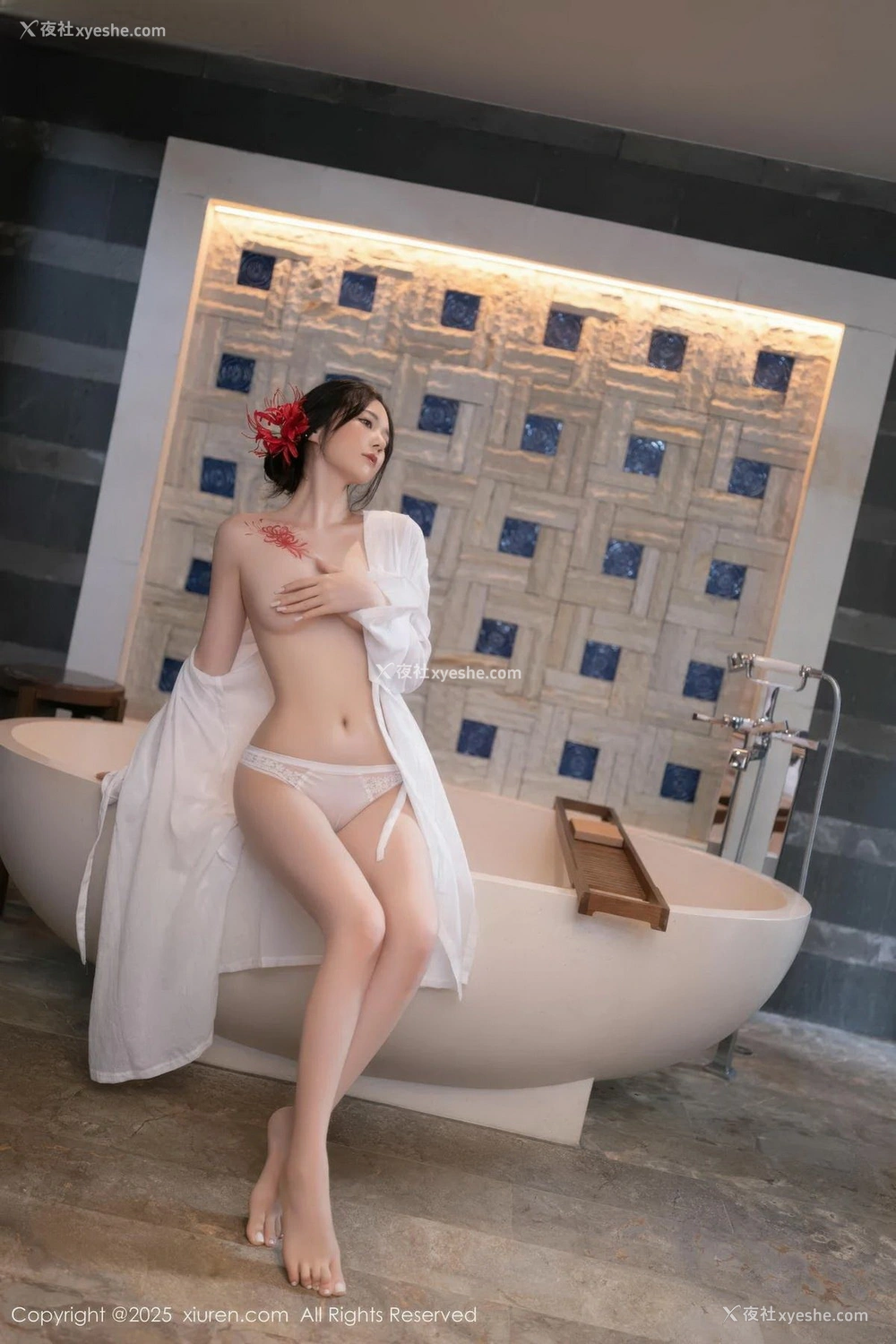 1P - [XiuRen秀人网] No.10514 鱼子酱Fish [81P]