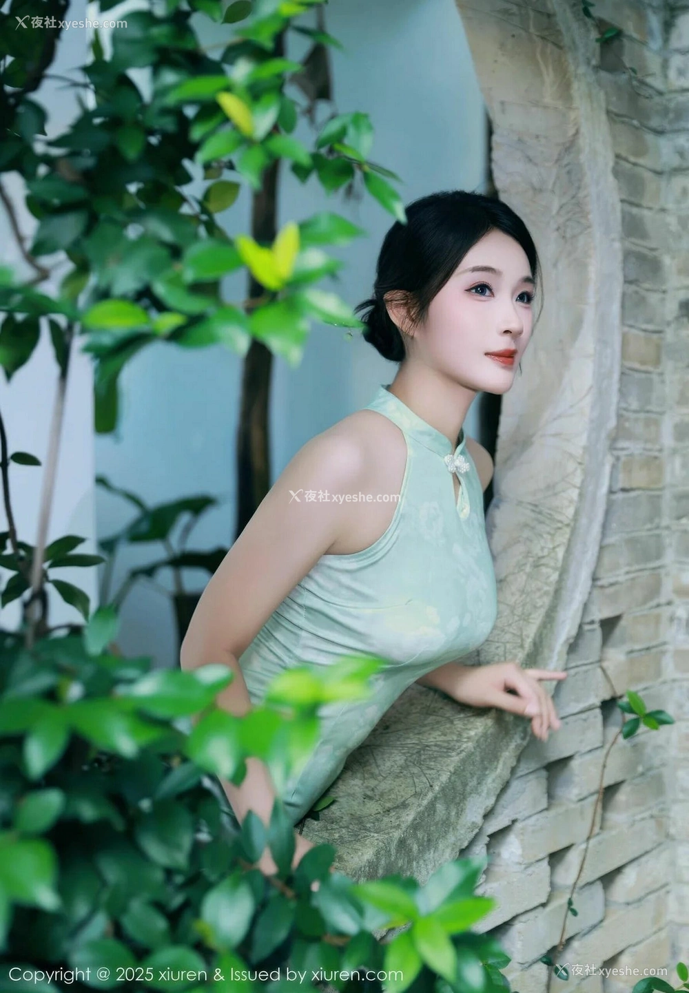1P - [XiuRen秀人网] No.10538 南乔 [89P]