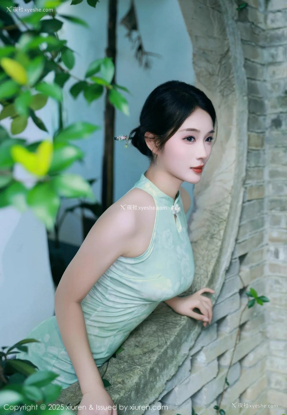 1P - [XiuRen秀人网] No.10538 南乔 [89P]