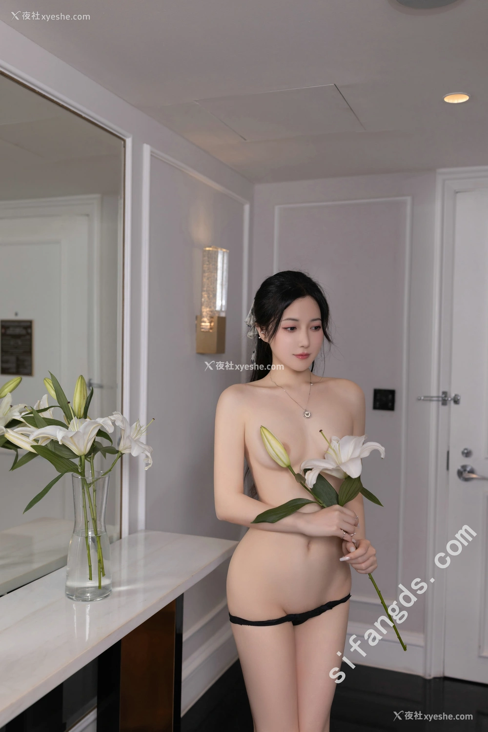 1P - 鱼子酱Fish – 内购 水仙花的故事 [120P]