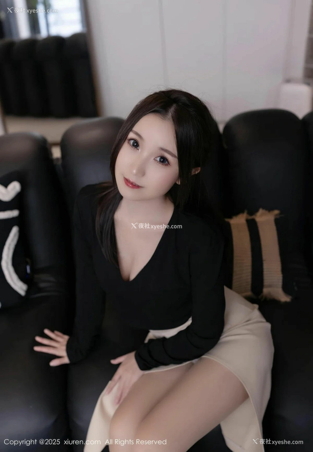 1P - [XiuRen秀人网] No.10576 杏子Yada [82P]