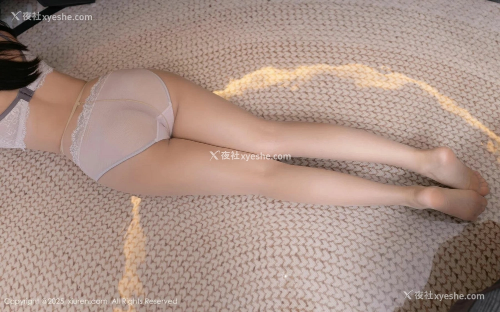 1P - [XiuRen秀人网] No.10576 杏子Yada [82P]