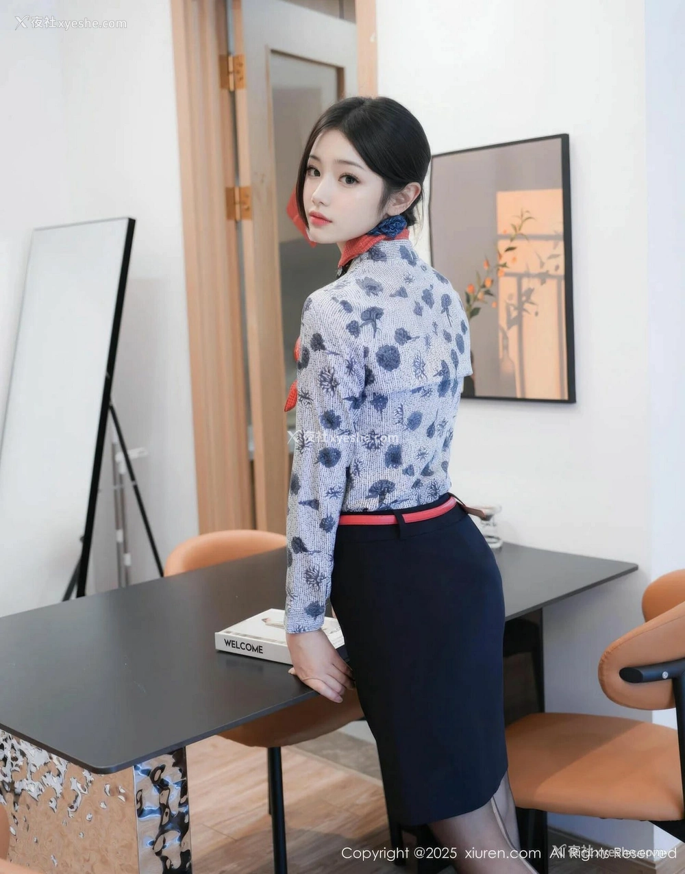 1P - [XiuRen秀人网] No.10579 琉璃ww [80P]