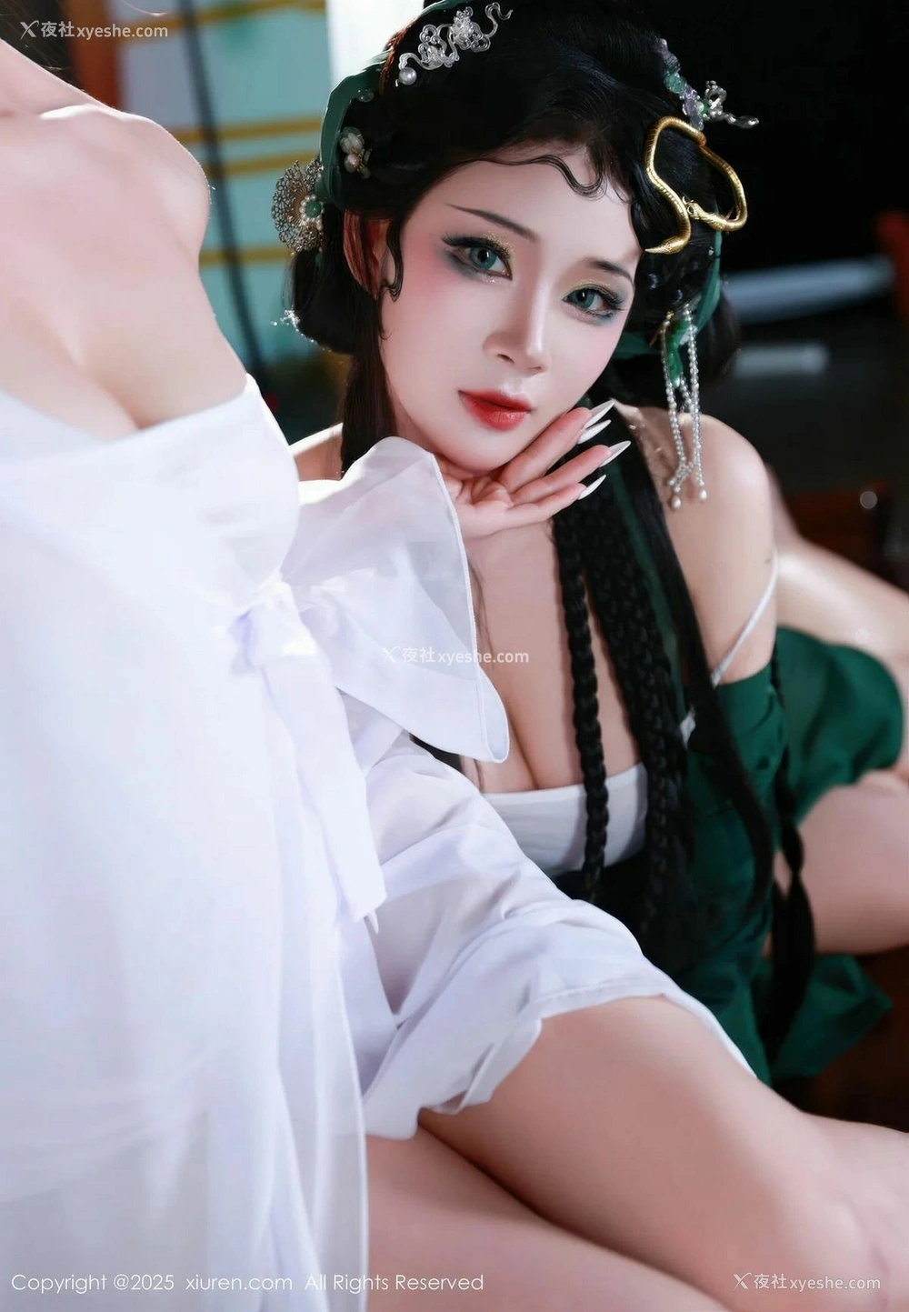 1P - [XiuRen秀人网] No.10561 南乔 [89P]