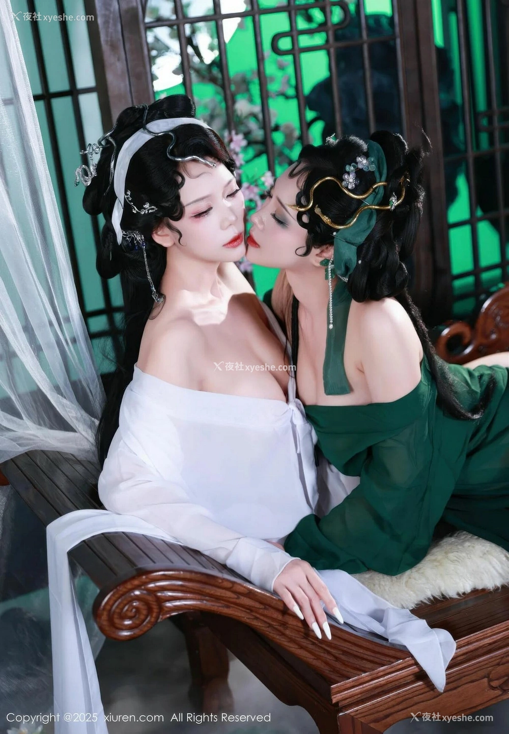 1P - [XiuRen秀人网] No.10561 南乔 [89P]