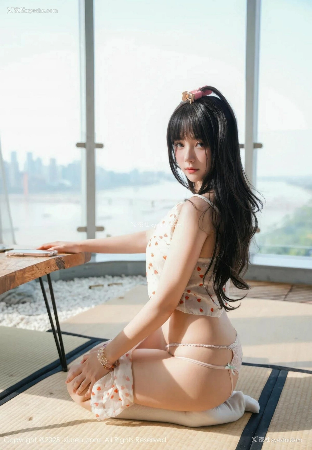 1P - [XiuRen秀人网] No.10556 软情 [83P]