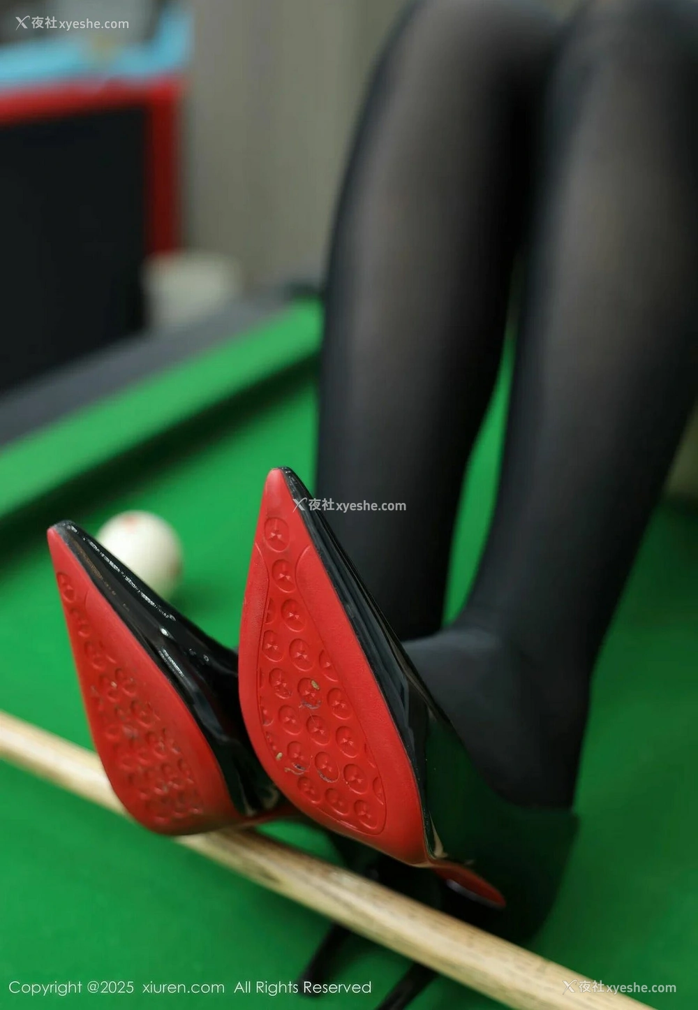 1P - [XiuRen秀人网] No.10572 李沁恩lrene [81P]