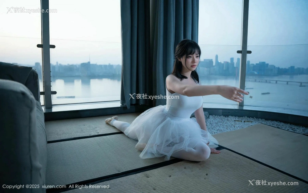 1P - [XiuRen秀人网] No.10575 软情 [79P]