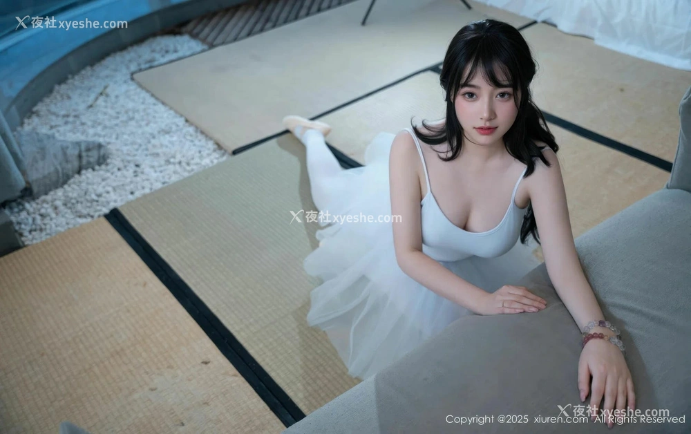 1P - [XiuRen秀人网] No.10575 软情 [79P]