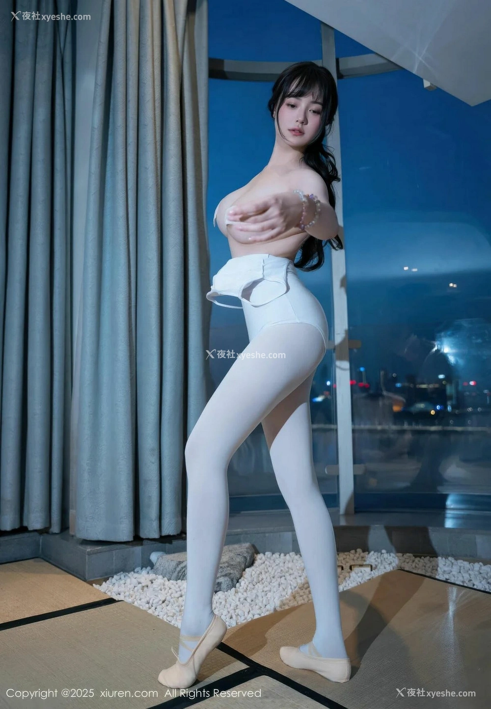 1P - [XiuRen秀人网] No.10575 软情 [79P]