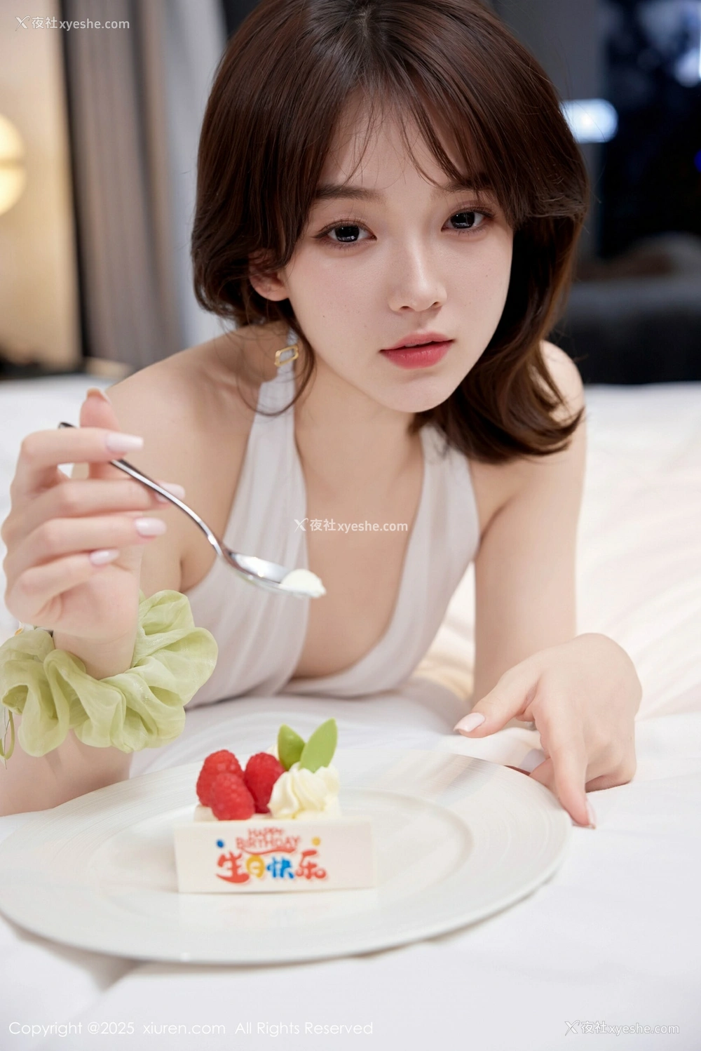 1P - [XiuRen秀人网] No.10584 汁汁 [65P]