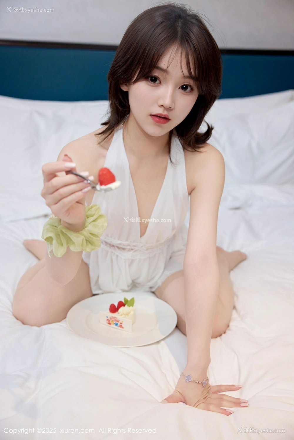 1P - [XiuRen秀人网] No.10584 汁汁 [65P]