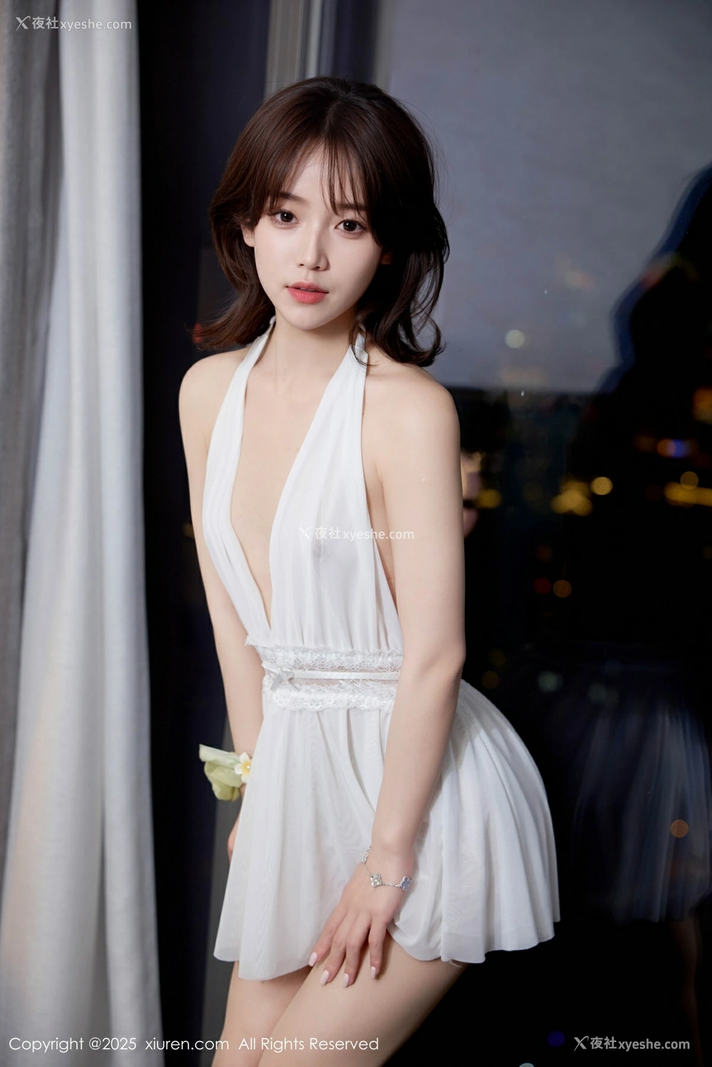 1P - [XiuRen秀人网] No.10584 汁汁 [65P]