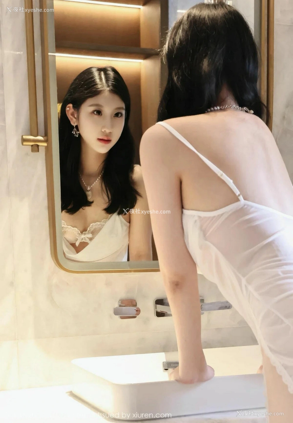1P - [XiuRen秀人网] No.10609 小芭乐 [86P]