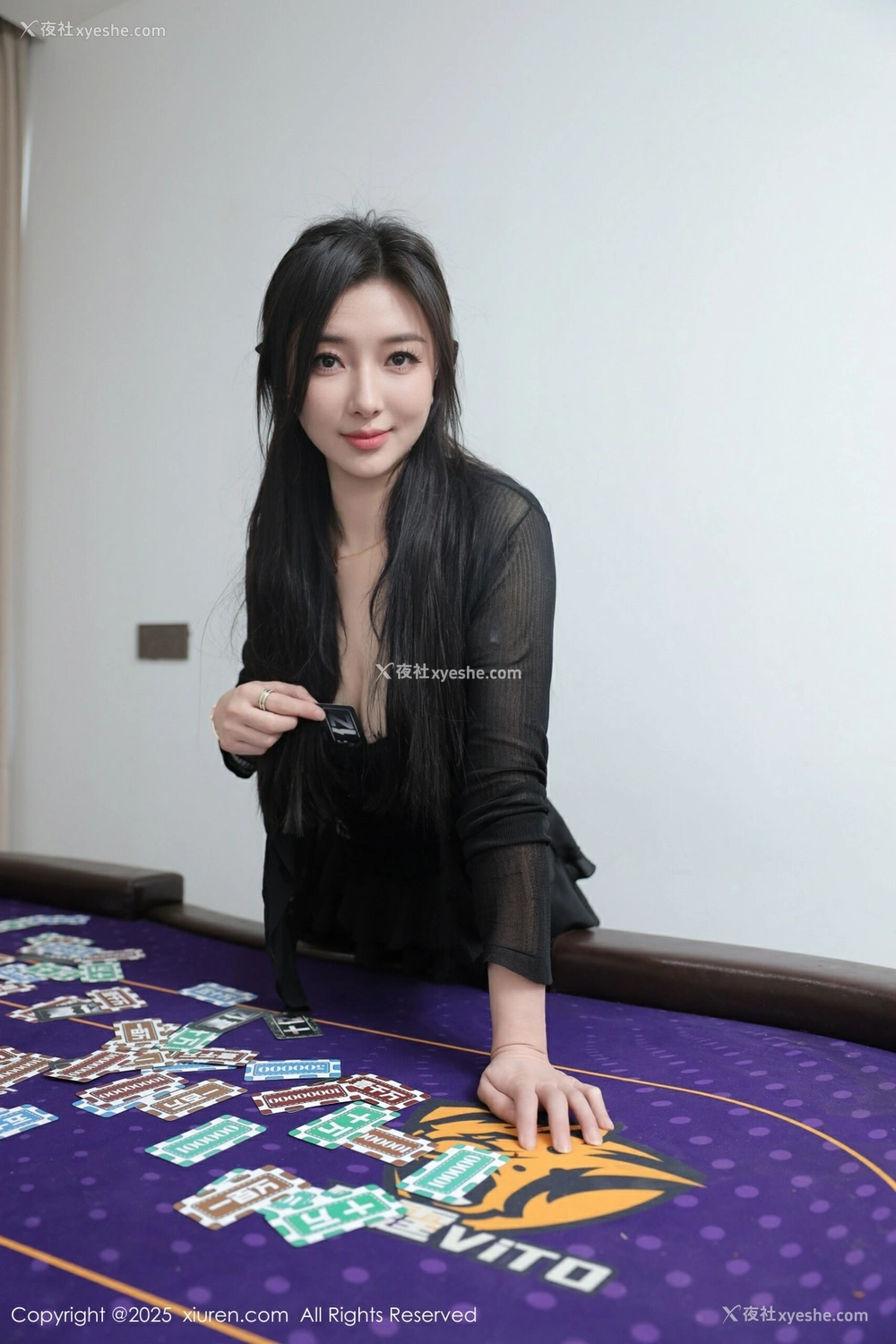 1P - [XiuRen秀人网] No.10592 苏一诺 [81P]