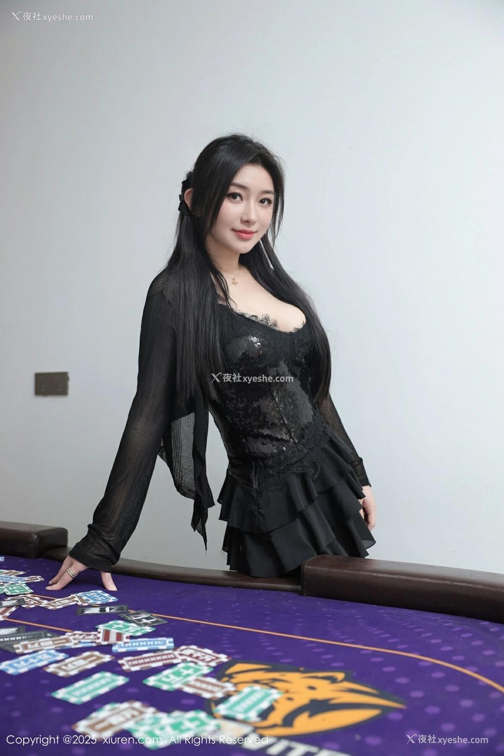 1P - [XiuRen秀人网] No.10592 苏一诺 [81P]