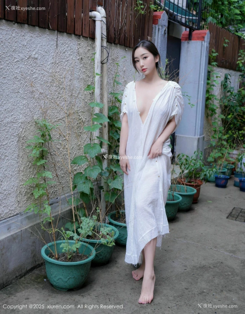 1P - [XiuRen秀人网] No.10603 楠芝 [79P]