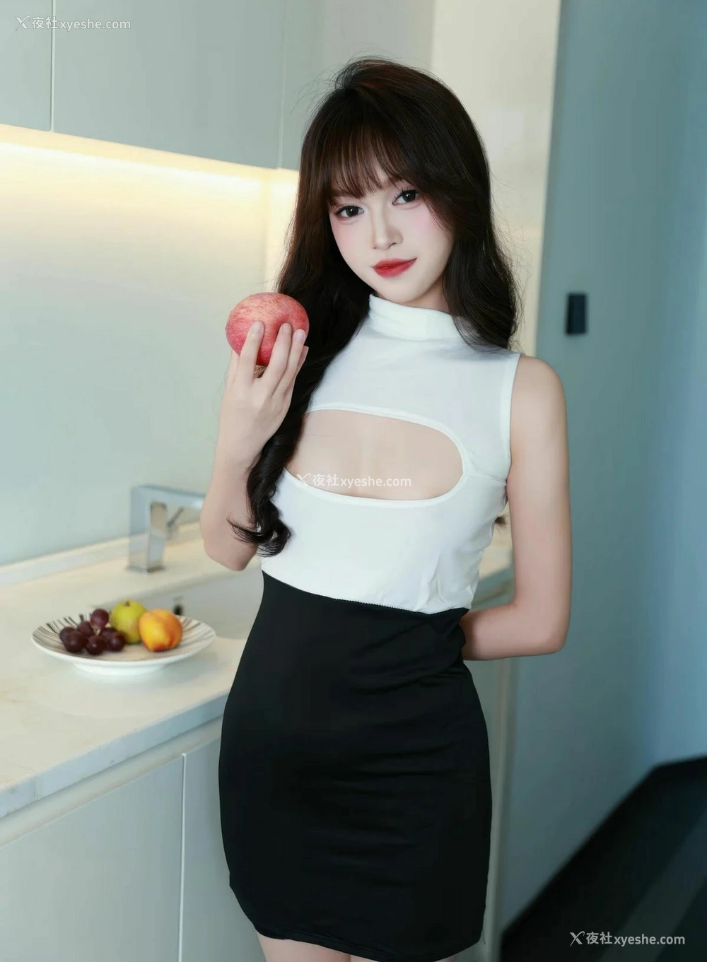 1P - [XiuRen秀人网] No.10590 糯咪 [81P]