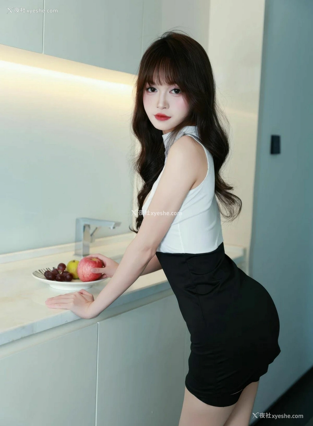 1P - [XiuRen秀人网] No.10590 糯咪 [81P]