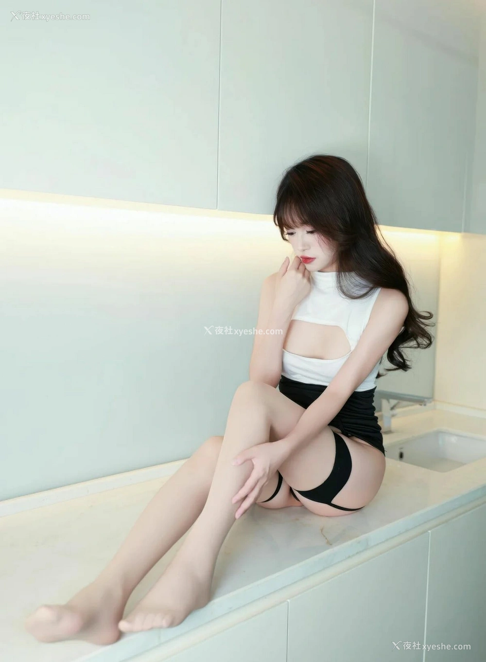 1P - [XiuRen秀人网] No.10590 糯咪 [81P]