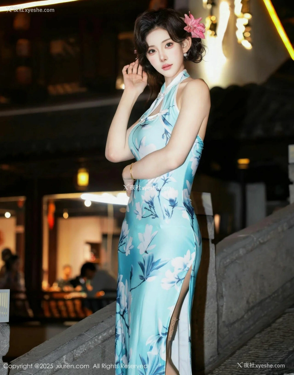 1P - [XiuRen秀人网] No.10594 梨霜儿 [83P]